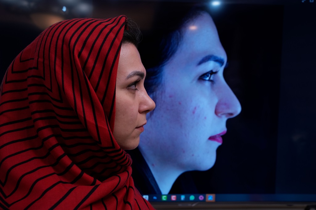 تفاوت عمل بینی بسته و باز: کدام روش برای شما مناسب‌تر است؟