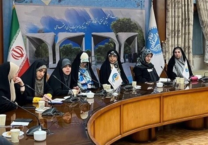 آموزش ضعیف دختران و رقابت غلط با پسران