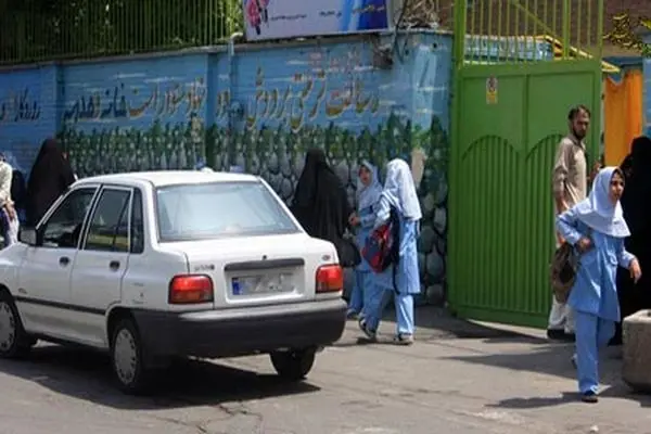 اعلام بی موقع لغو یک اطلاعیه سردرگمی دانش آموزان را به همراه داشت
