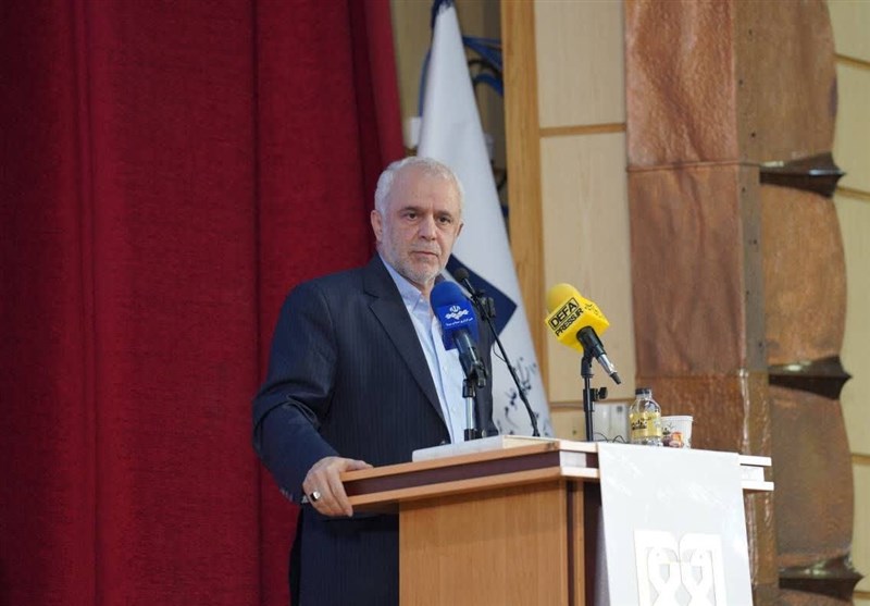 نخبگان شاهد و ایثارگر سرآمدان جامعه ایثارگری هستند