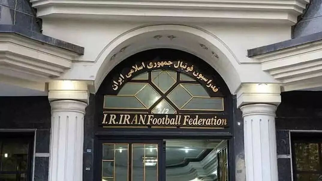 پای استاندارها در کفش فوتبال؛ تلاش سیاسیون برای راهیابی یک مدیرعامل و یک کارشناس به هیات رییسه فدراسیون فوتبال