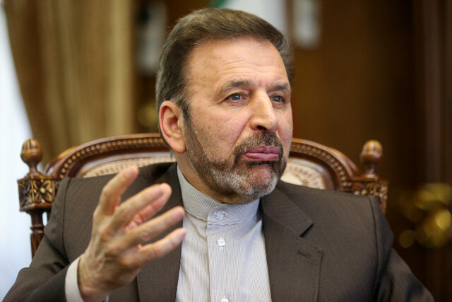 واعظی: احزاب افراد را به حاکمیت پیوند دهند