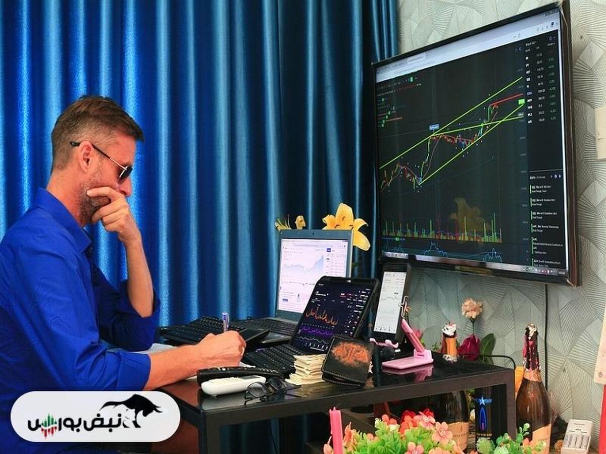تغییرات سهامداران عمده سه شنبه ۵ فروردین ۱۴۰۴