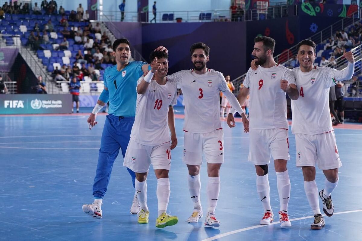 تیم ملی پوست اندازی کرد!