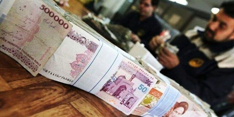 جدول افزایش حقوق کارمندان دولت در سال ۱۴۰۴ منتشر شد/ اعلام جزییات