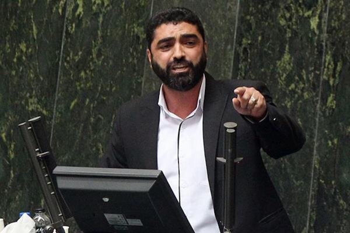 راستینه: حکمرانی ریال و تقویت ارزش پول ملی باید در دستور کار قرار گیرد