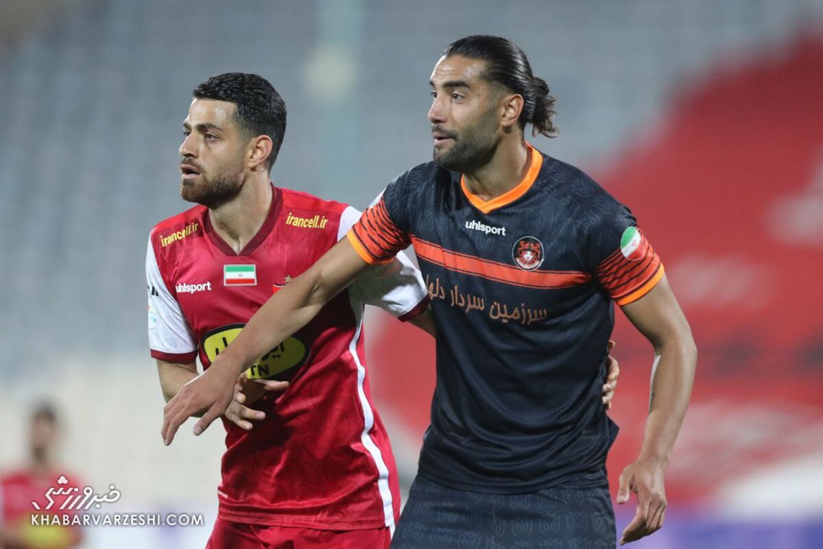 زلاتان ایرانی دوبار از پرسپولیس جا ماند!