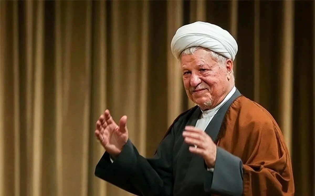 ماجرای غواصی هاشمی رفسنجانی در کیش/ در ساحل دوچرخه‌سواری خانم‌ها و آقایان را دیدم/ منوچهر نوذری تقاضا داشت برای تهیه ماشین و حج کمک کنم