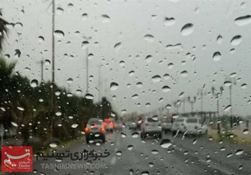 وضعیت راه‌های کشور؛ باران و مه‌گرفتگی در جاده‌های ۱۷ استان