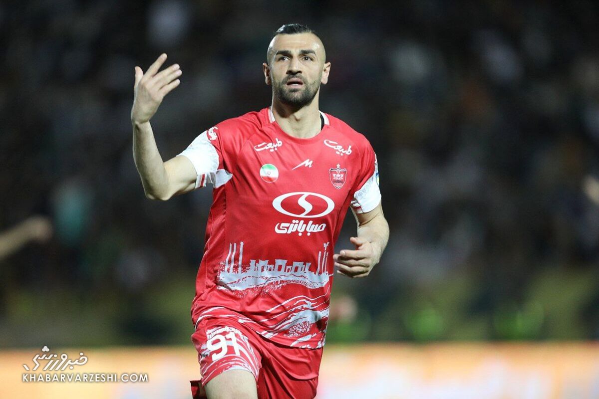 گل اول پرسپولیس با ضربه سر سردار دورسون +فیلم