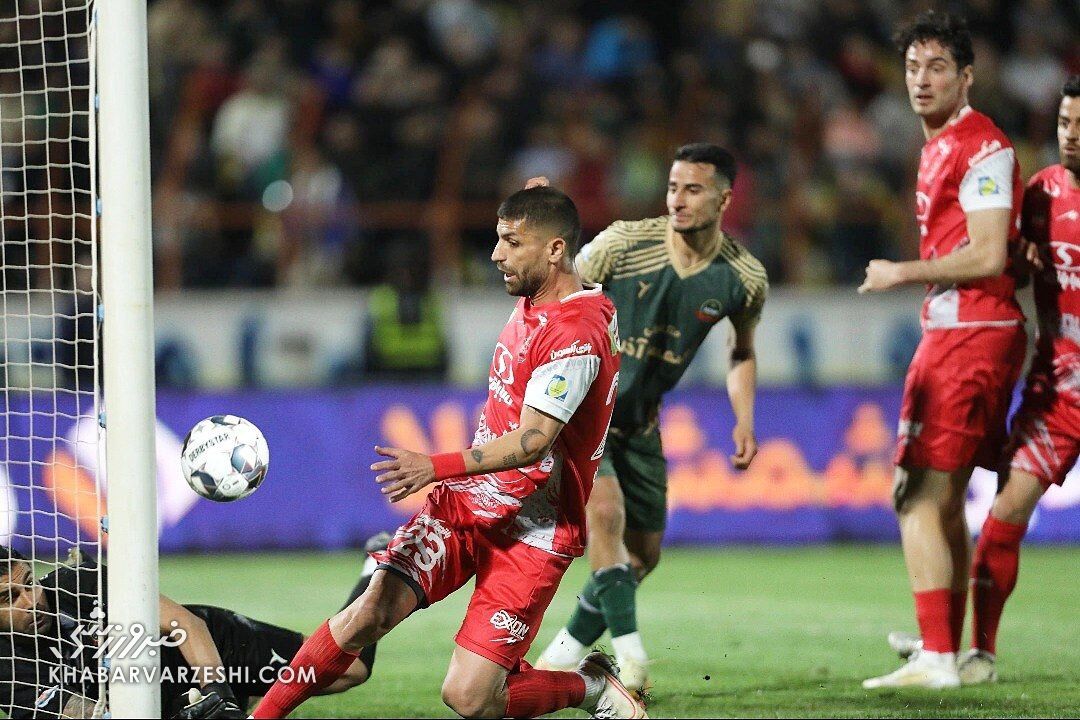 گل دوم پرسپولیس توسط میلاد سرلک به شمس آذر +فیلم