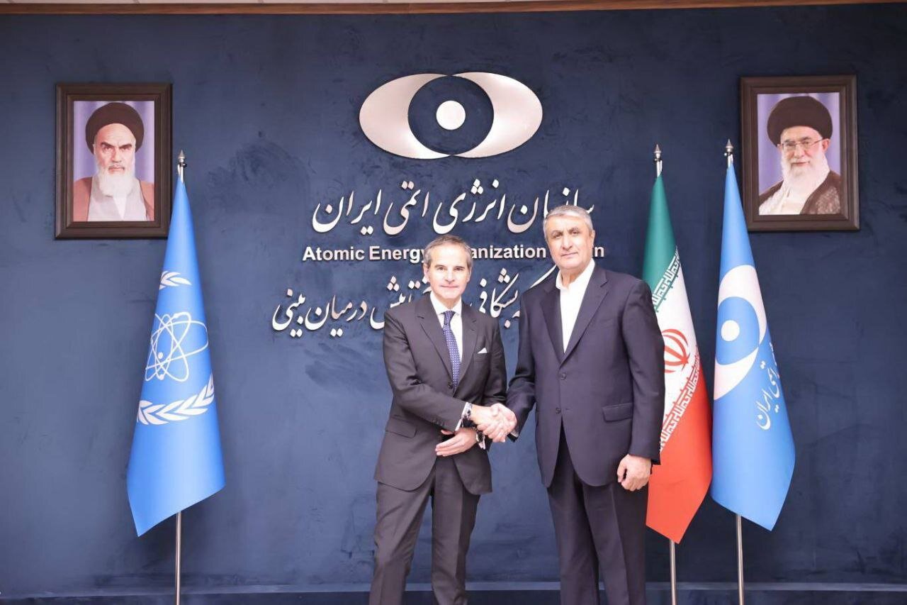 آغاز مذاکره «گروسی» و «اسلامی»