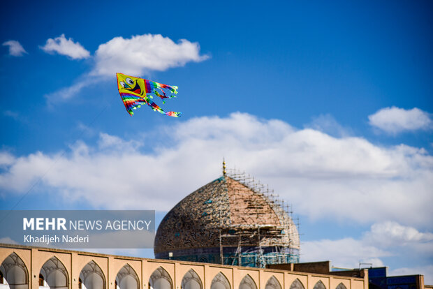 نوروز در نصف‌جهان؛ گردشگران چه تجربه‌ای از اصفهان ۱۴۰۴ با خود بردند؟