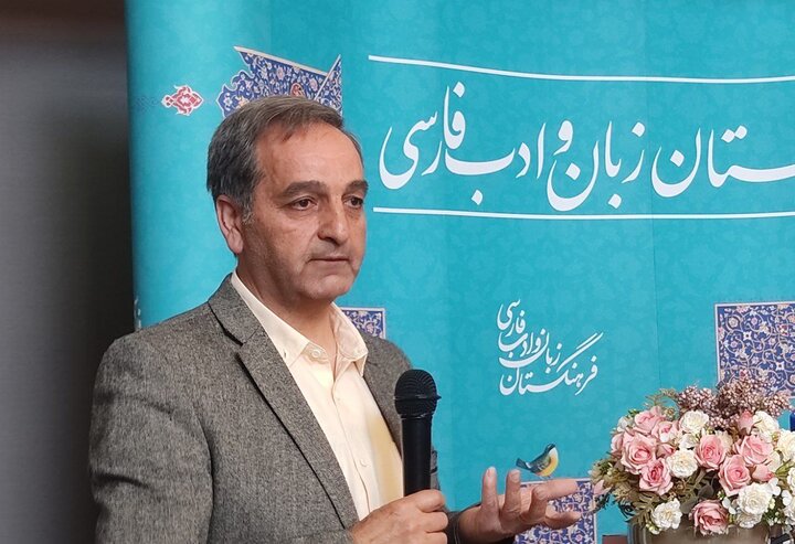 ایران یکبار در خراسان نوزایی می‌شود و یکبار در آذربایجان