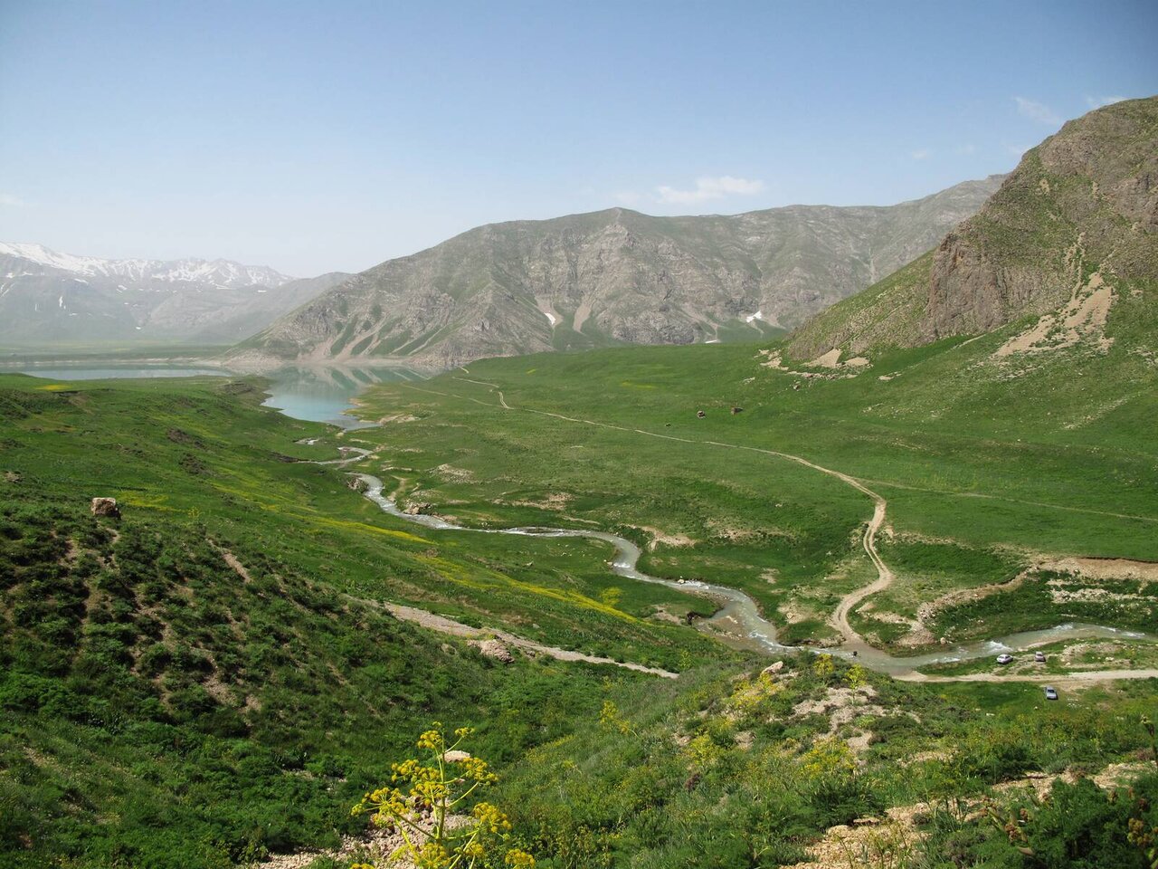 سفر یک‌روزه اطراف تهران‌ کجا برویم؟/ دشت لار، بهشت گمشده البرز؛ مقصدی بکر برای طبیعت‌گردی و عکاسی
