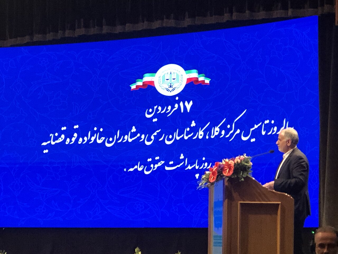استقامت و موضع محکم جمهوری اسلامی، ترامپ را وادار به نوشتن نامه کرد