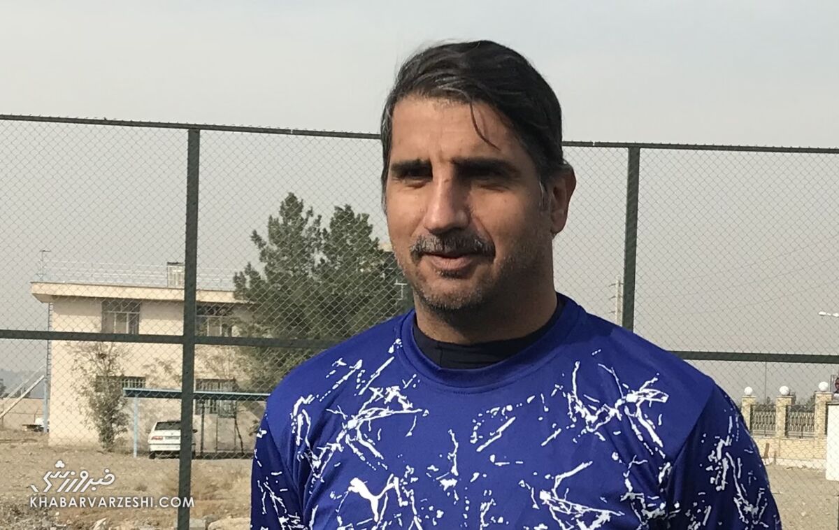 این دو نفر چرا در جمع پیشکسوتان استقلال بودند؟ / قبل از بازی پرسپولیس با من صحبت کردند اما ناگهان همه چیز عوض شد! /طرفداران استقلال را با این رفتارها گول نزنید