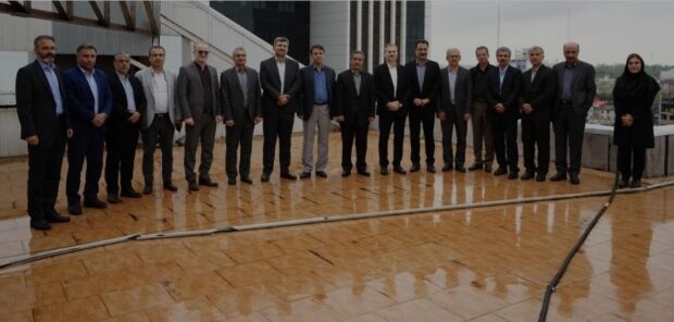 بهره برداری و آغاز به كار نیروگاه تولید برق خورشیدی در ساختمان دیوان محاسبات استان