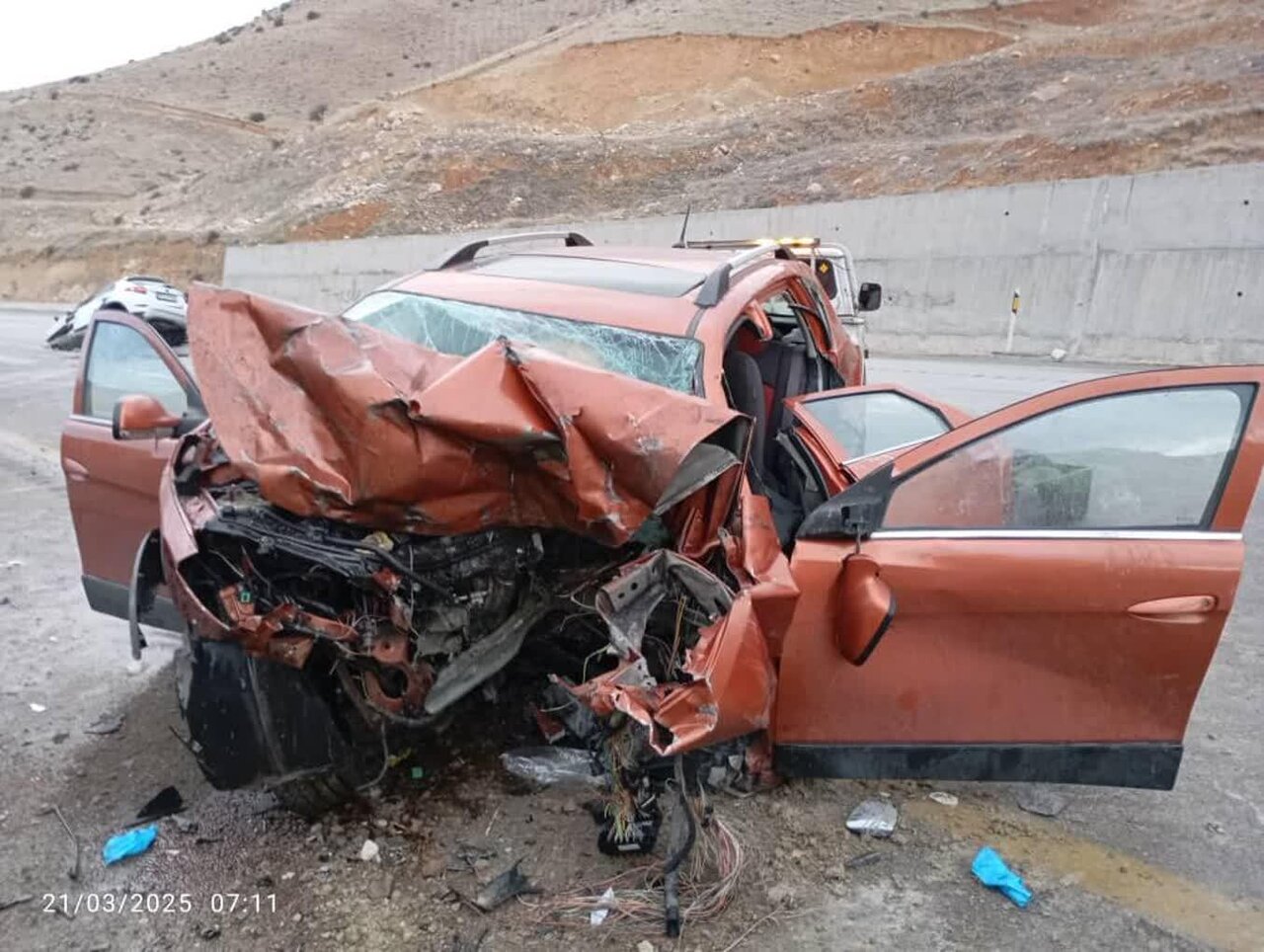 به‌اندازه چندین سقوط هواپیما تلفات جاده‌ای داریم؛ «فقط با نصب بنر تلفات کم نمی‌شود»