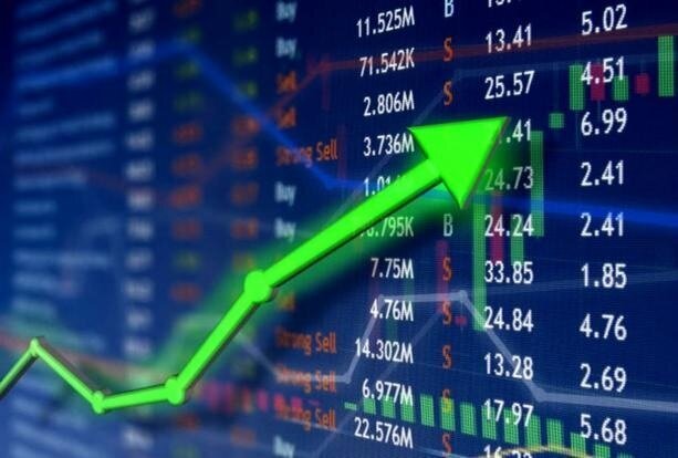 بورس پرواز کرد/ صعود بازار سهام در ساعت اولیه بازگشایی