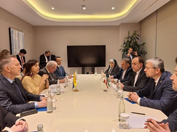 حاجی بابایی از مواضع ضد استکباری و حمایت ونزوئلا از ایران تجلیل کرد