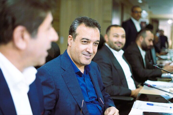 خروجی اولین جلسه هیات رئیسه فدراسیون فوتبال؛ تاج دوباره تهدید کرد!