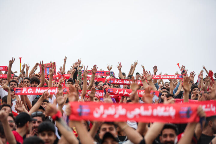 راهکار نساجی برای خروج از بحران؛ تمرین با حضور هواداران