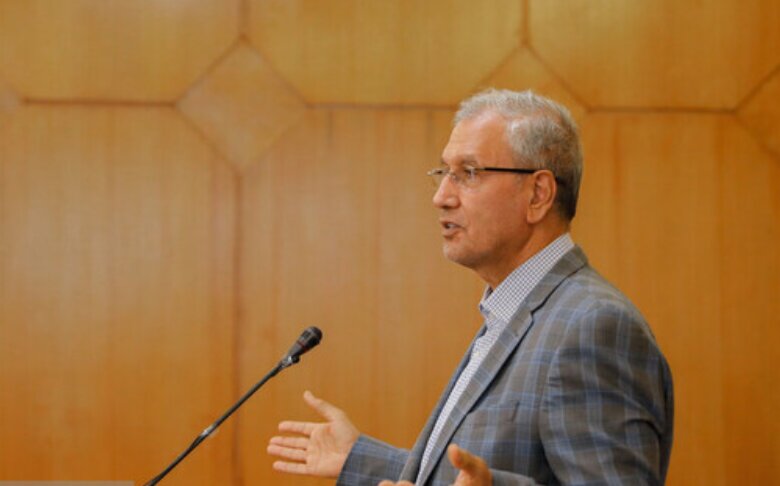 ربیعی: برخی افراد فاقد هرگونه تربیت گفتاری  و کلامی هستند/ انتقاد دستیار رئیس جمهور از عملکرد کنشگران سیاسی