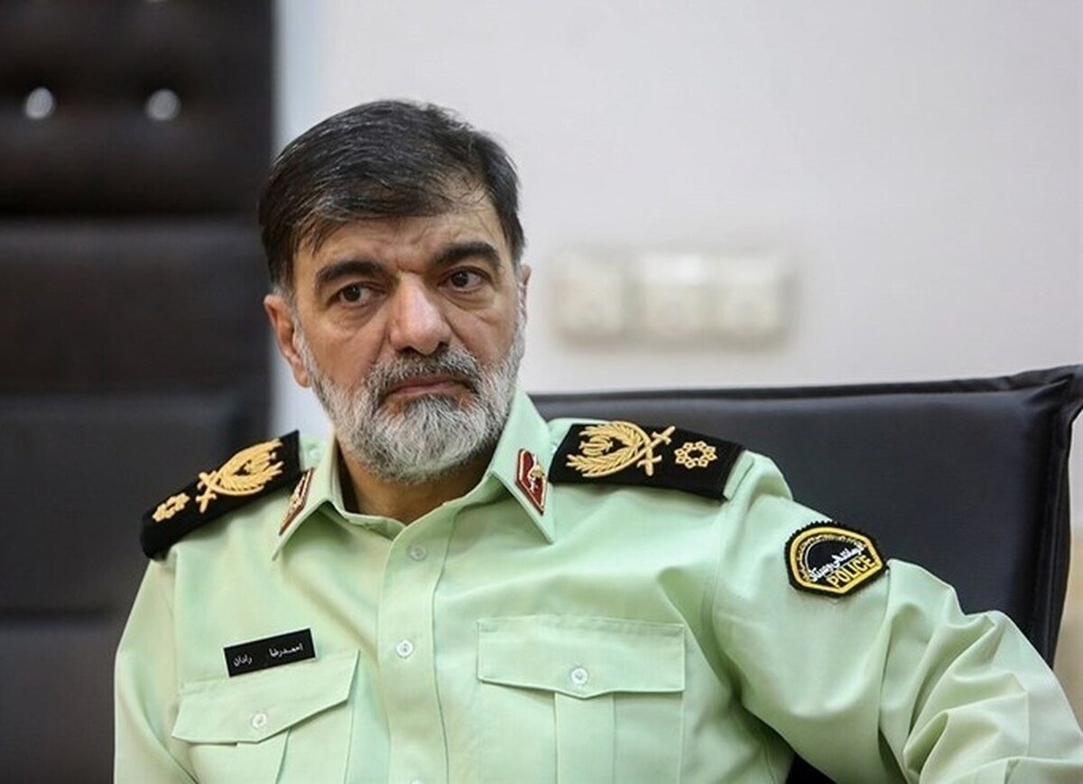 روایت رادان از دستگیری ۶ نفر از اراذل معروف تهران/ «در خانه مردم را می‌زدند و می‌گفتند یک دانگ از خانه شما را خریده‌ایم»