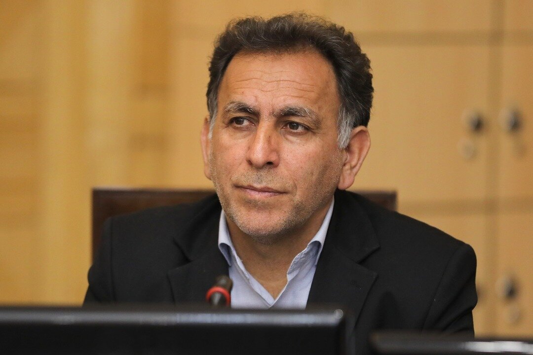 سپهوند: حل مشکلات داخلی، شرط بهره‌برداری از نتایج مذاکرات خارجی است