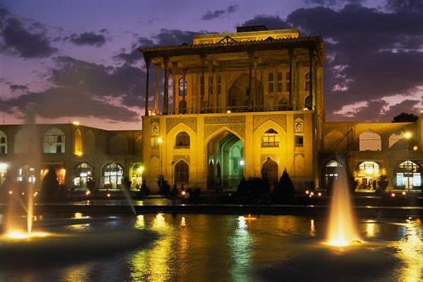 معرفی ۹ مکان برای عکاسی در اصفهان