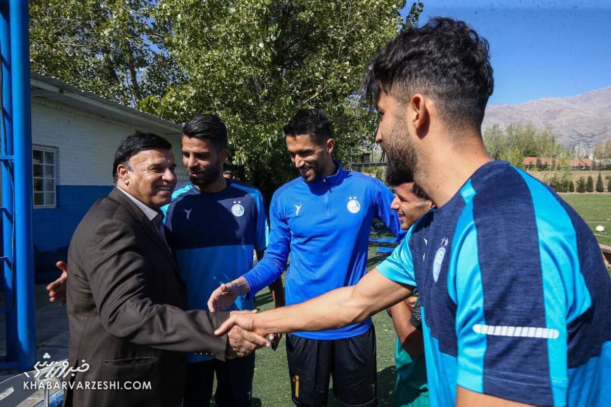 می‌خواهم فصل آینده استقلال را قهرمان ایران و آسیا کنم!/ هر کس دیگری جای من بود، مجتبی جباری را برنمی‌گرداند