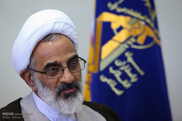 نماینده ولی فقیه در سپاه: دشمن با تفرقه به دنبال تضعیف ملت ایران است