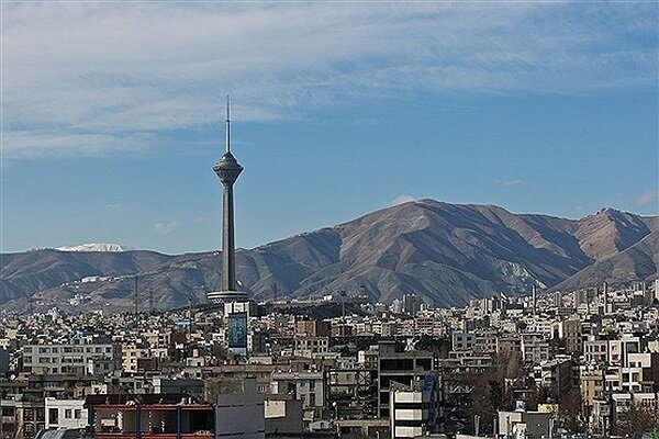 هوای تهران در وضعیت قابل قبول و در مرز پاکی است