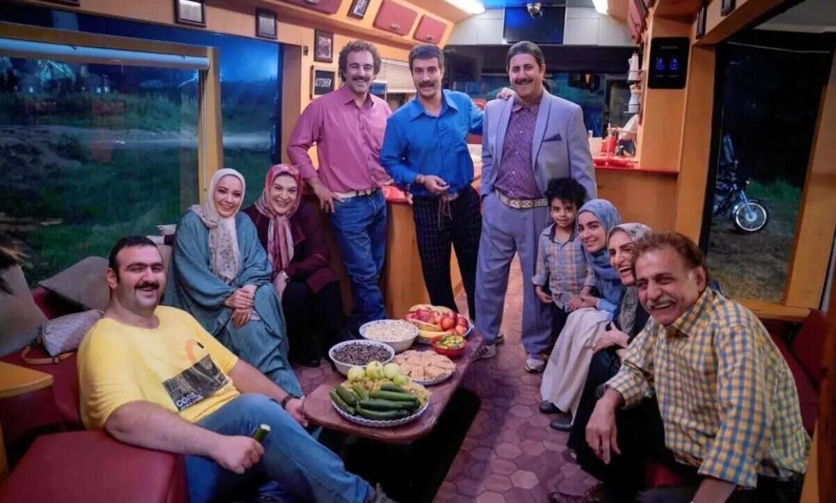 کیهان: در سریال پایتخت، به نقی «حاجی» می‌گویند تا صفات زشت او را به افراد مذهبی نسبت بدهند/ بی‌حیایی و پاسور بازی هم ترویج شد