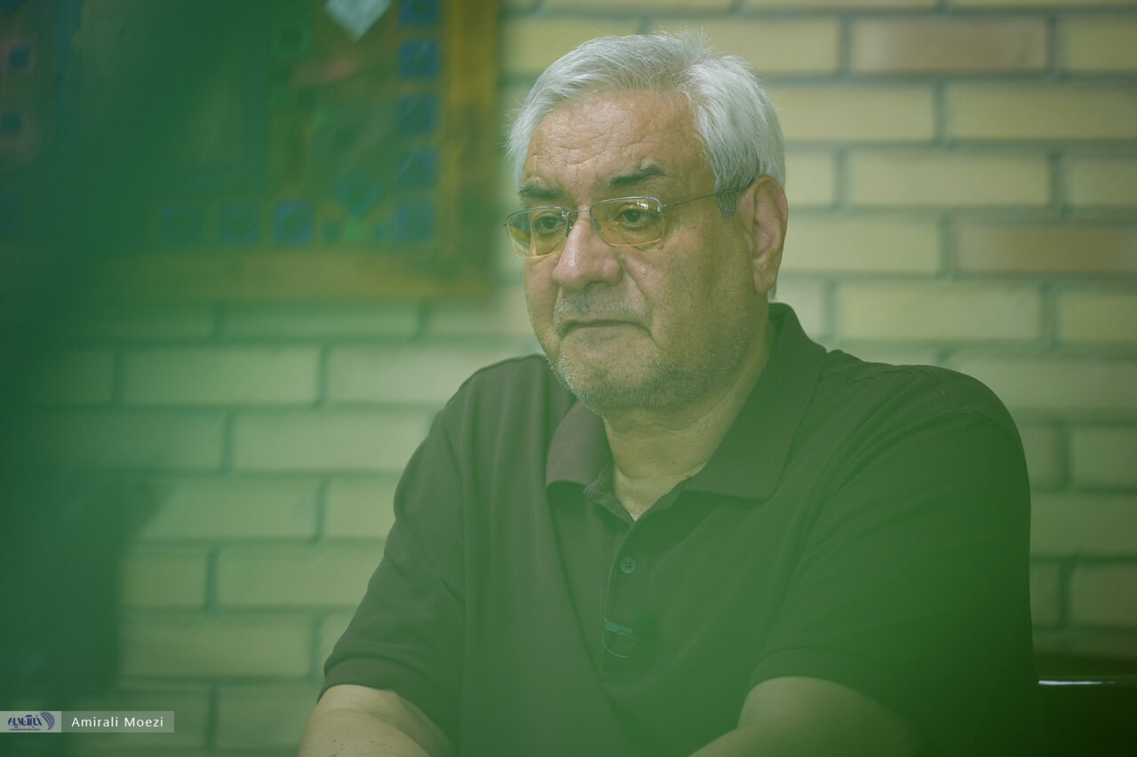 اصغرزاده: در تله تسخیر سفارت آمریکا افتادیم/ قضیه بابک زنجانی خیلی مشکوک است/ روسیه از برقراری رابطه ایران و آمریکا خوشحال نمی شود