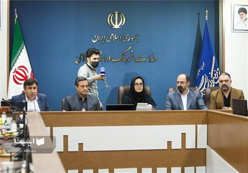 «اِوز» پایتخت کتاب ایران شد