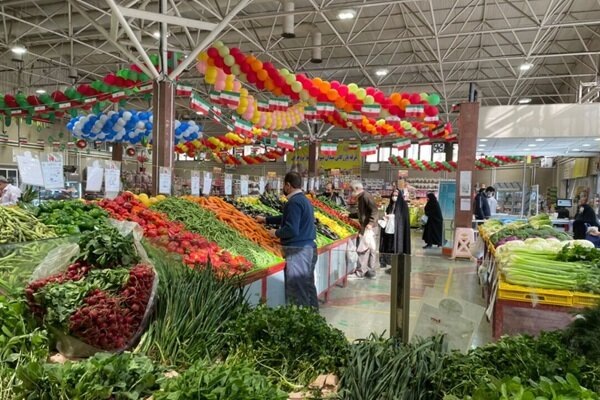 سبزیجات در میادین میوه و تره بار ۳۶ درصد ارزان تر از سطح شهر است